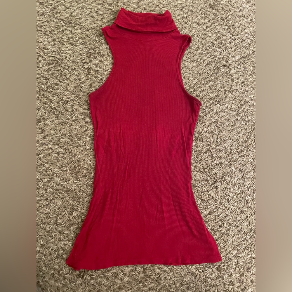 Bobeau turtle neck tank!